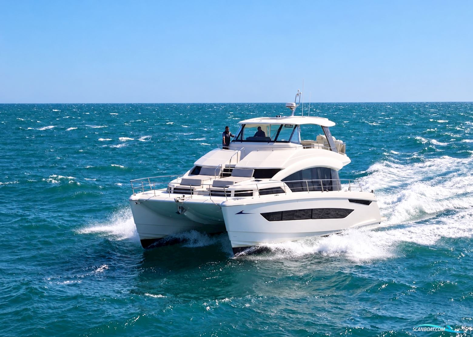 Aquila 54 Yacht Mehrrumpfboot 2022, mit Volvo Penta D6 480 motor, Spanien