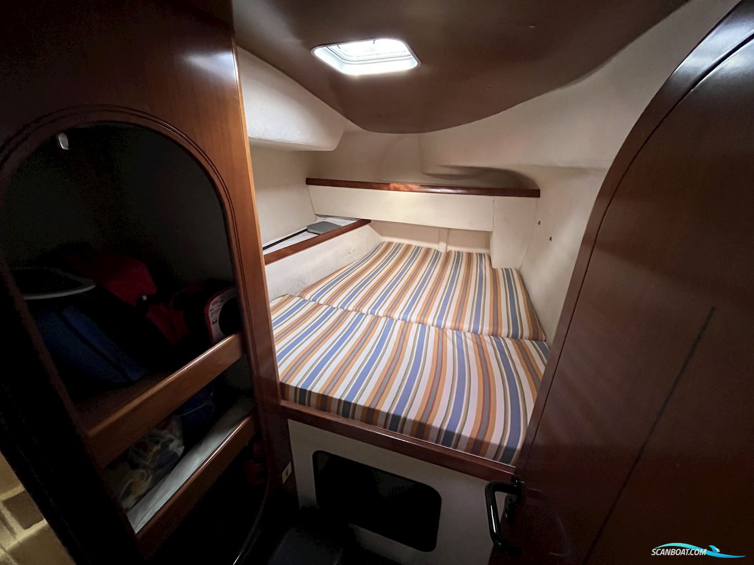 Athena38 Fountaine Pajot