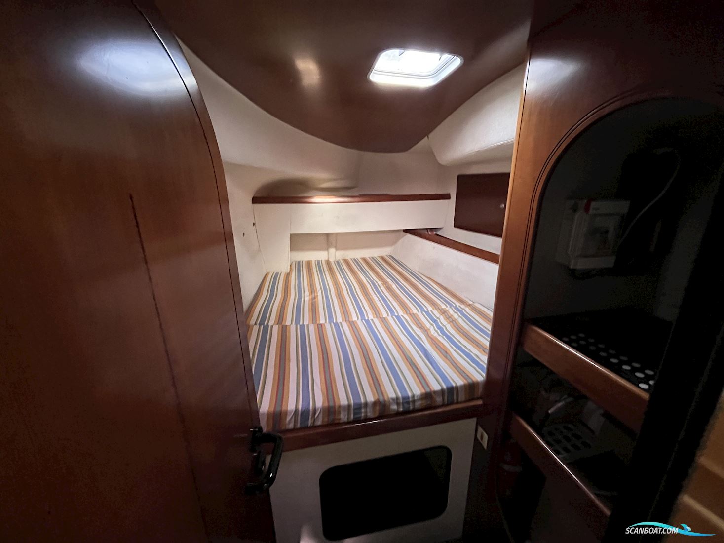 Athena38 Fountaine Pajot