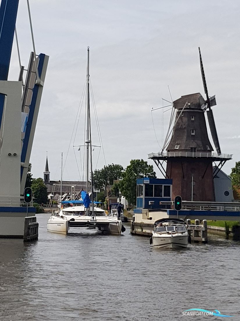 Athena38 Fountaine Pajot