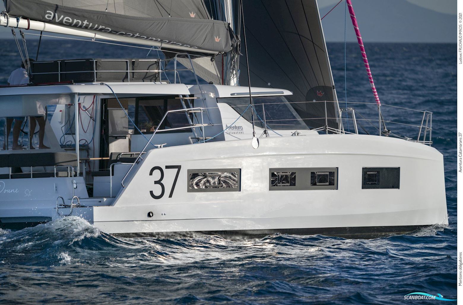 AVENTURA 37