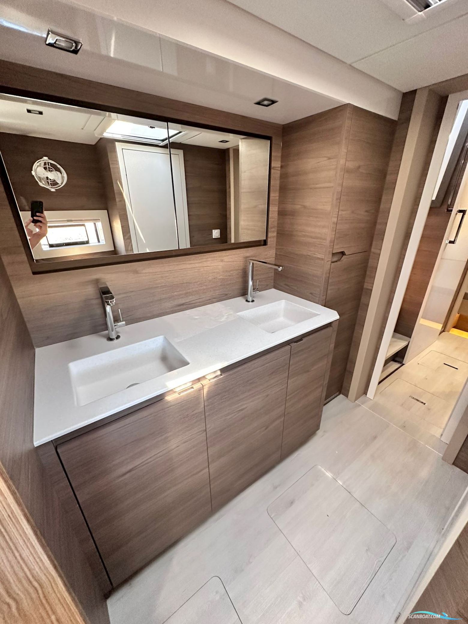 Aventura 56 MY Privilège Welcome 2026 Pack