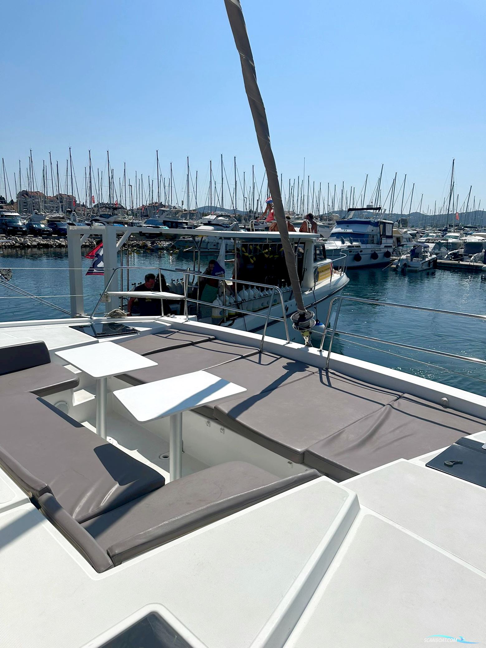 Bali 4.1 2x40hp Yanmar diesel