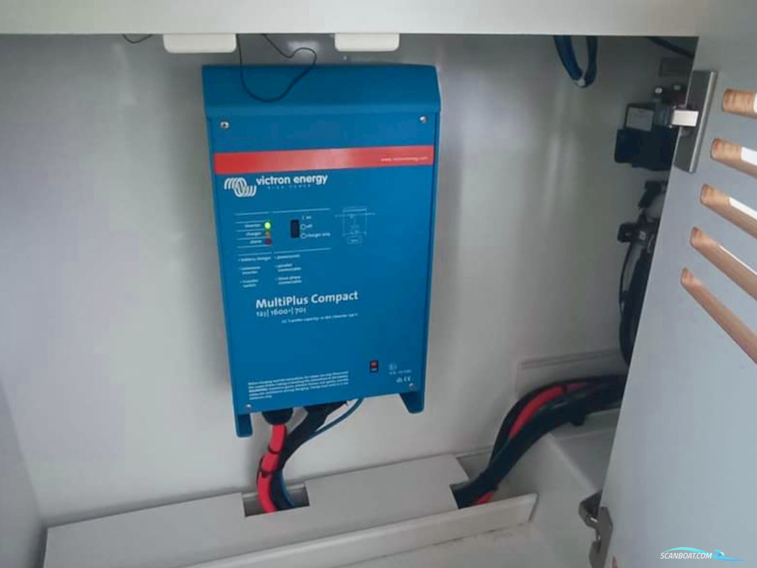 Bali 4.1 2x40hp Yanmar diesel