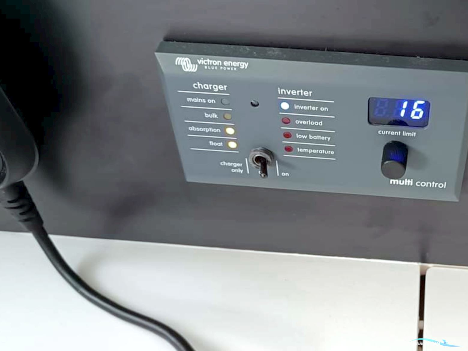 Bali 4.1 2x40hp Yanmar diesel