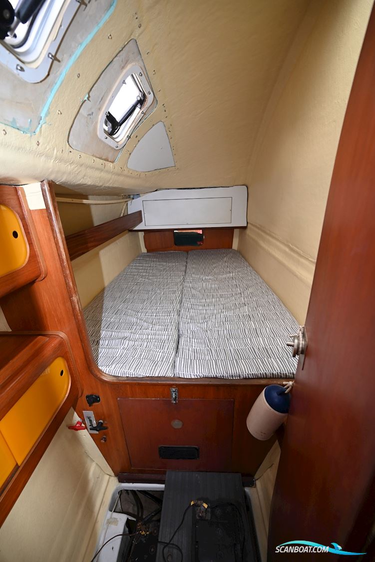 Beneteau Blue II Catamaran