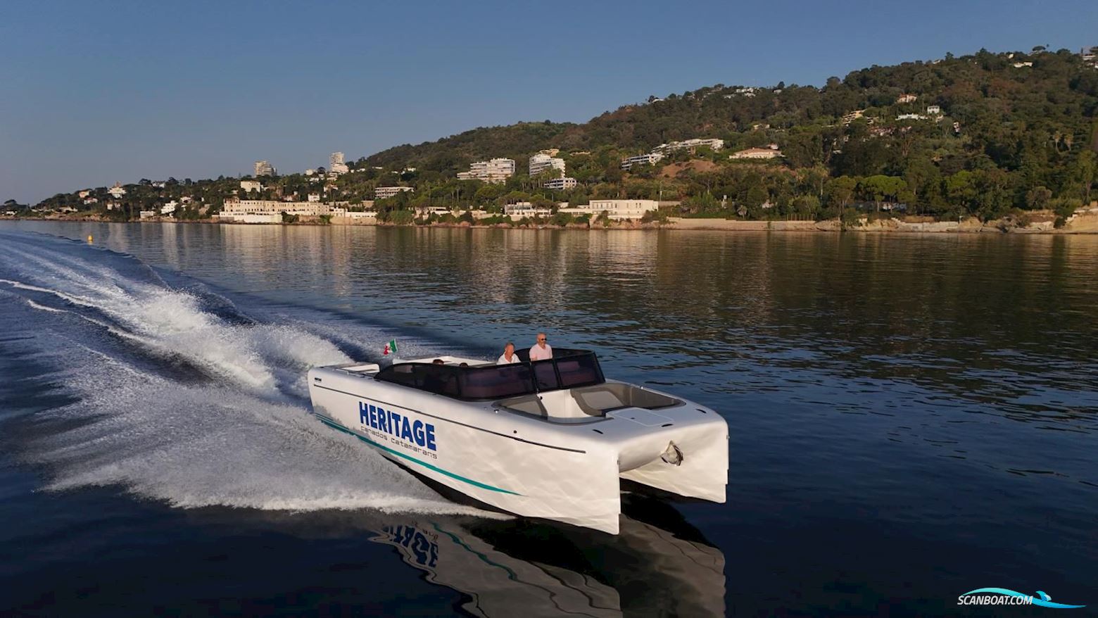 Canados Heritage 36 Mehrrumpfboot 2026, mit Mercury Verado V8 4-Temps – 250 ch motor, Italien