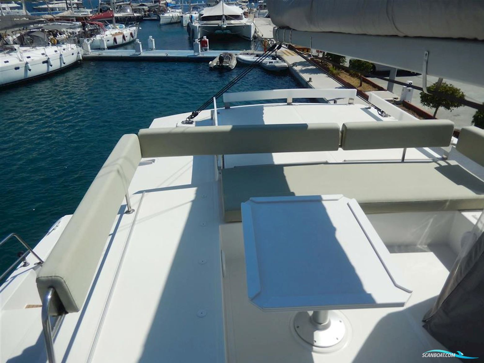 Catana Bali 4.4