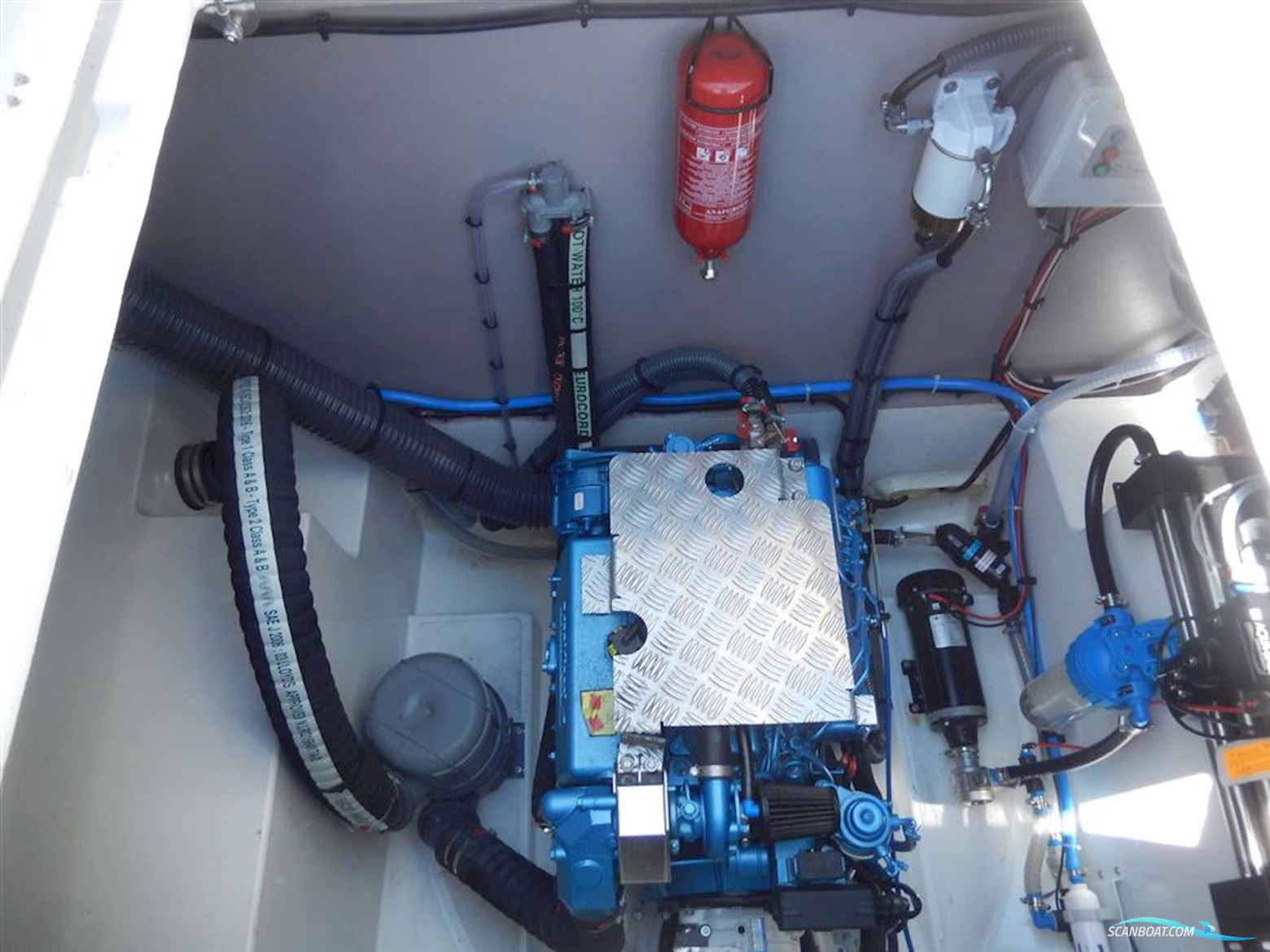 Catana Bali 4.4