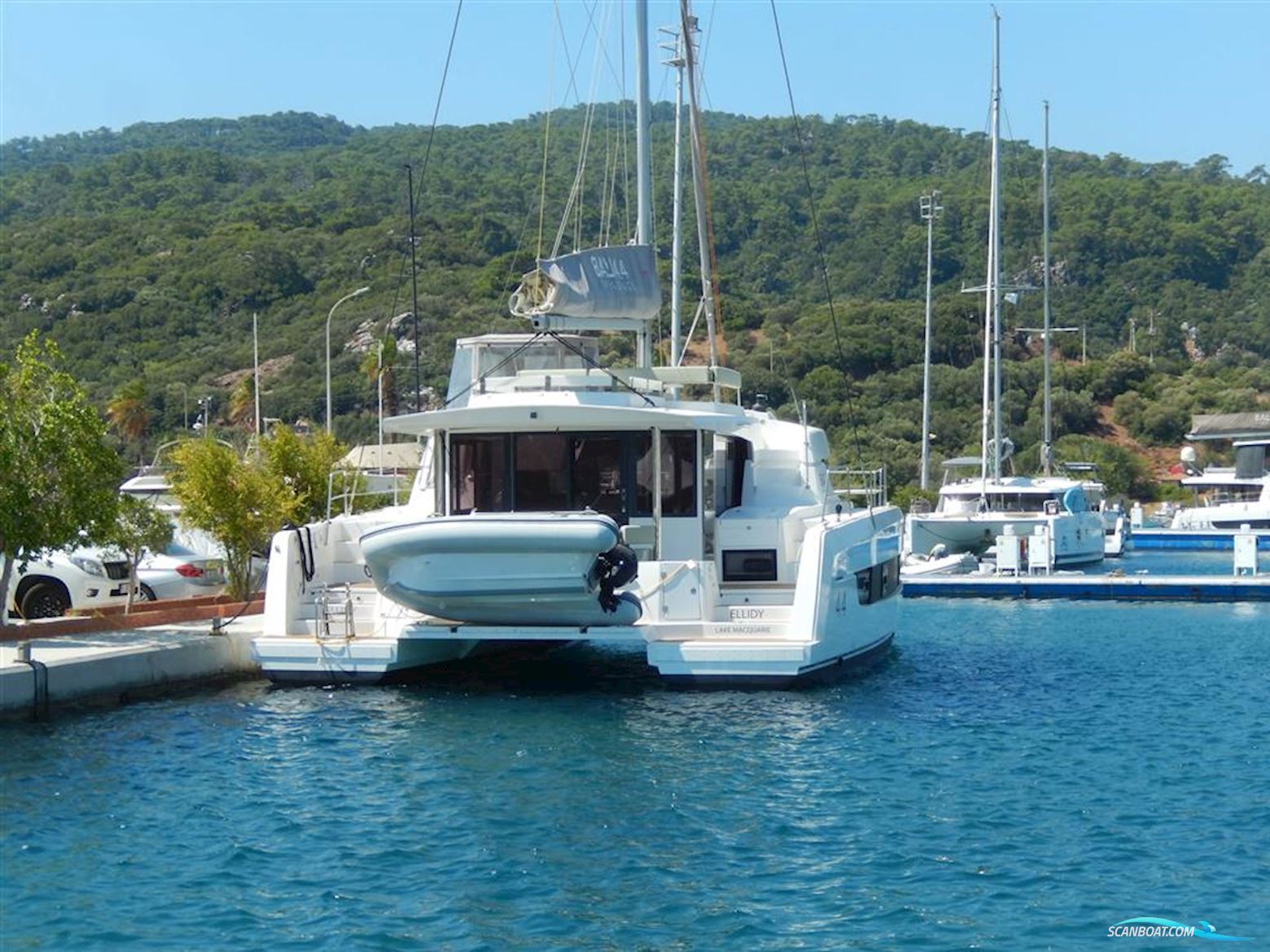 Catana Bali 4.4