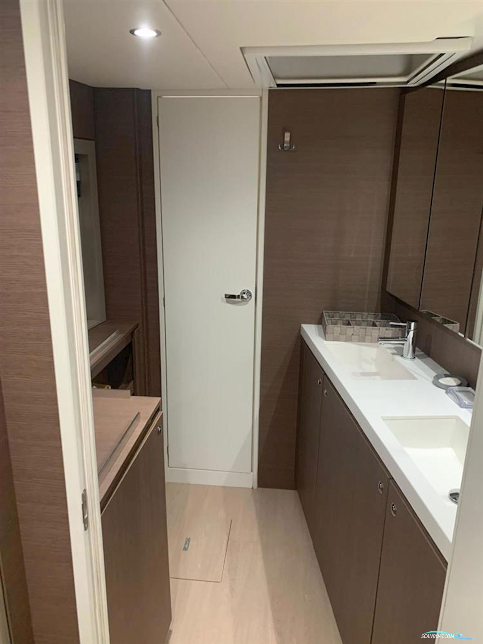 Catana Bali 4.8