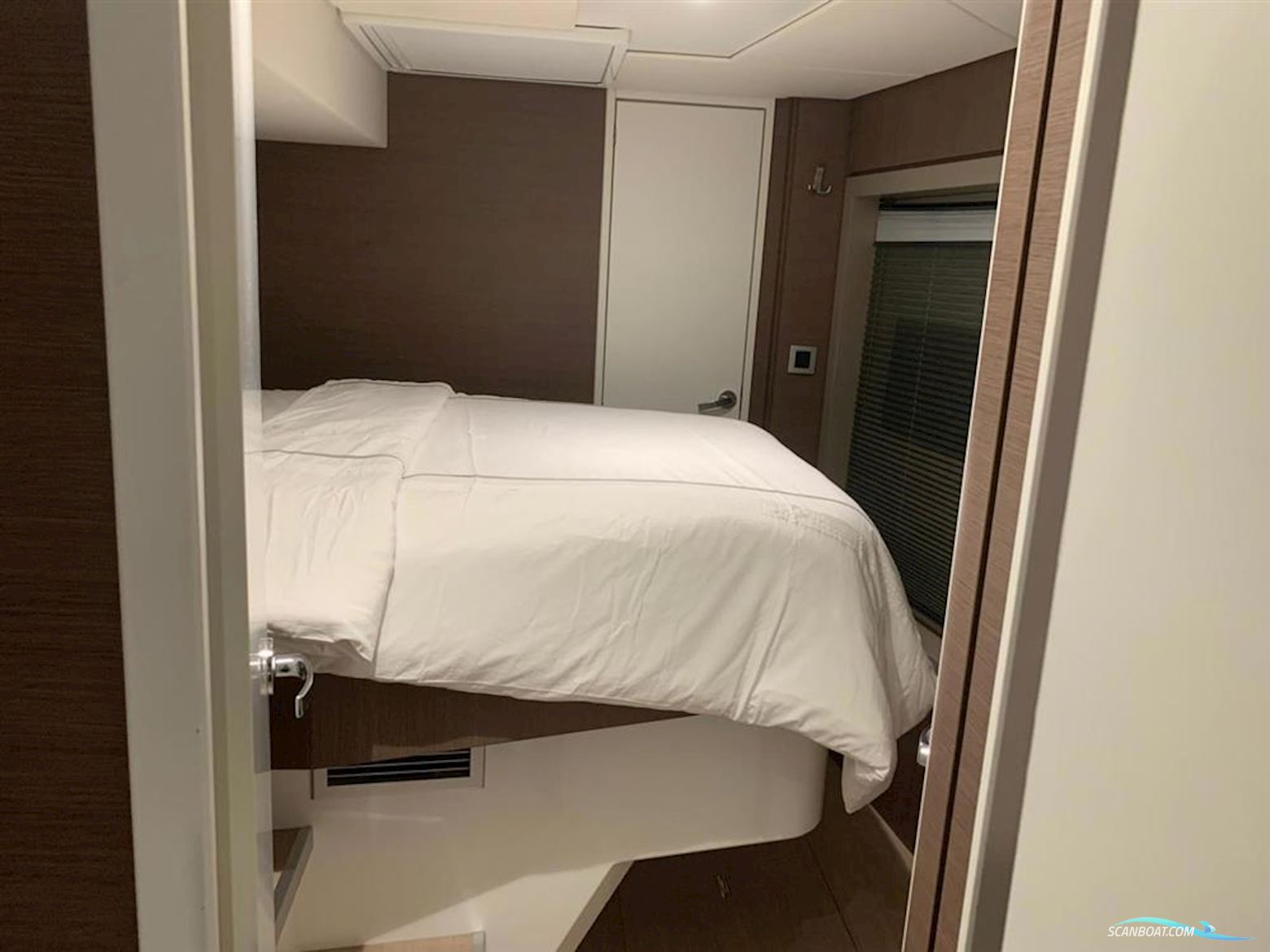 Catana Bali 4.8