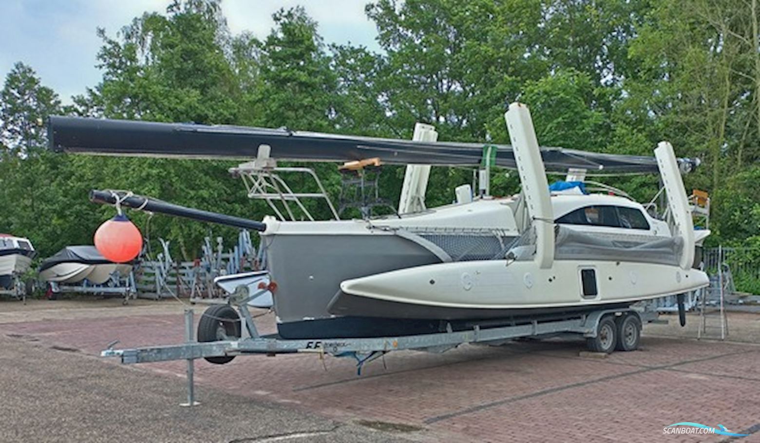Corsair 36 folding trimaran