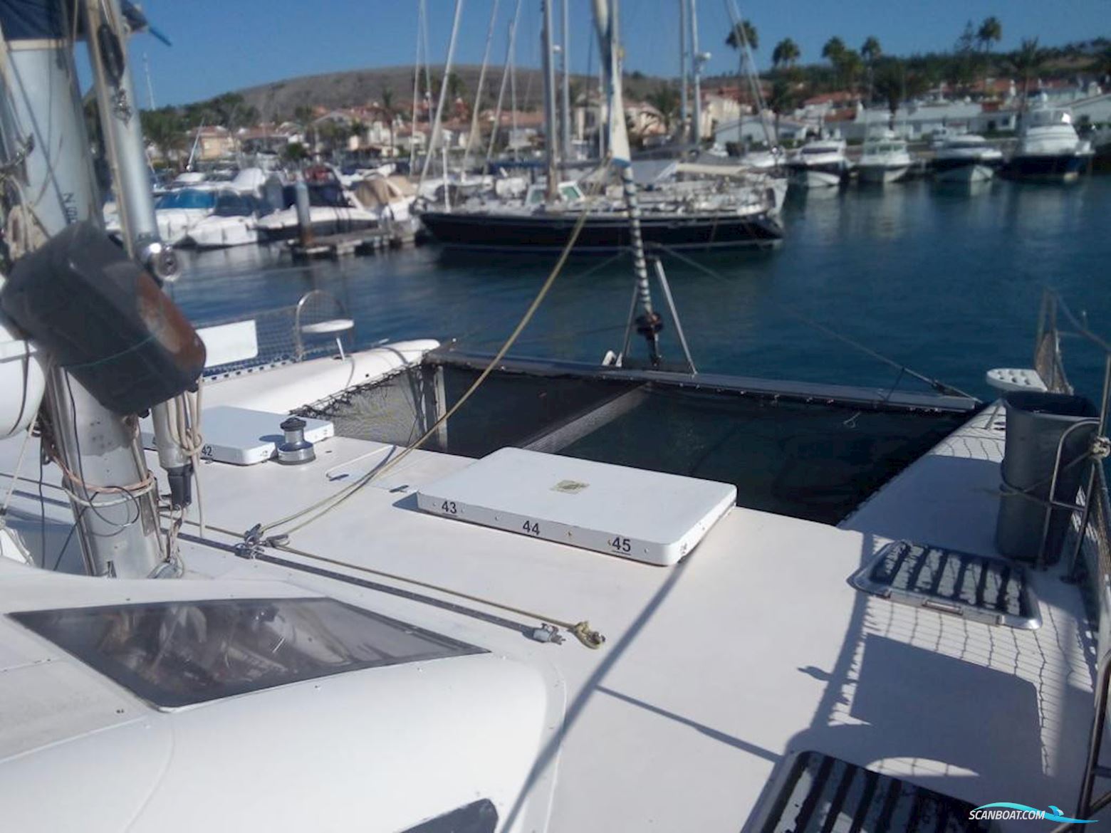 Dufour Yachts Nautitech 475