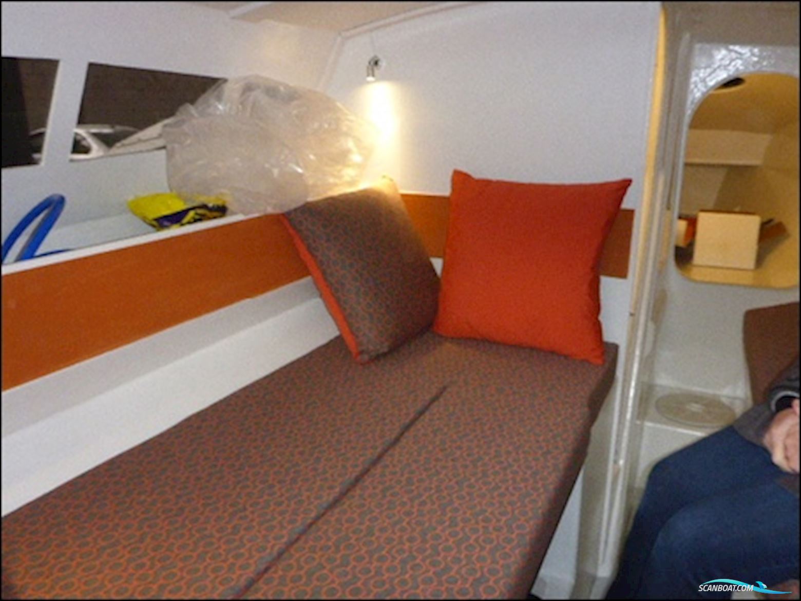 Farrier F32R-S folding trimaran