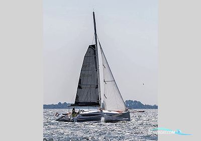 Farrier F32R-S Folding Trimaran Mehrrumpfboot 2018, mit Yamaha FT9.9 motor, Niederlande
