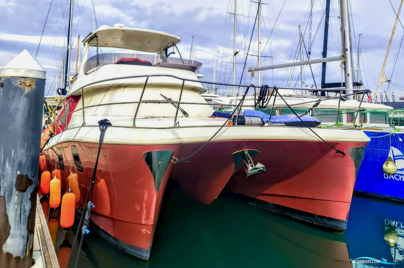 Flash Cat 44 Mehrrumpfboot 2012, mit Cummins 380 Avec Zeus motor, Spanien