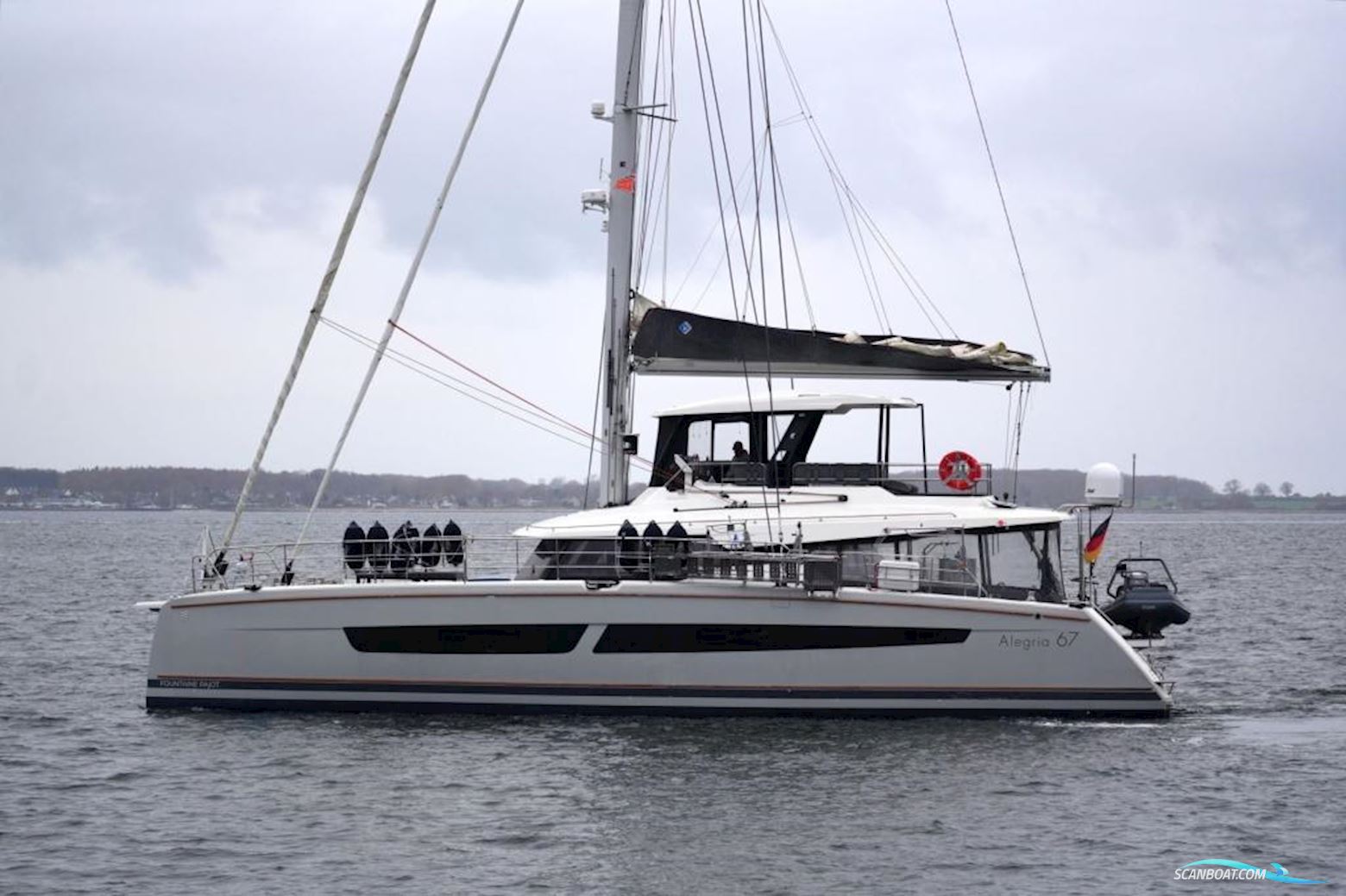 Fountaine Pajot Alegria 67