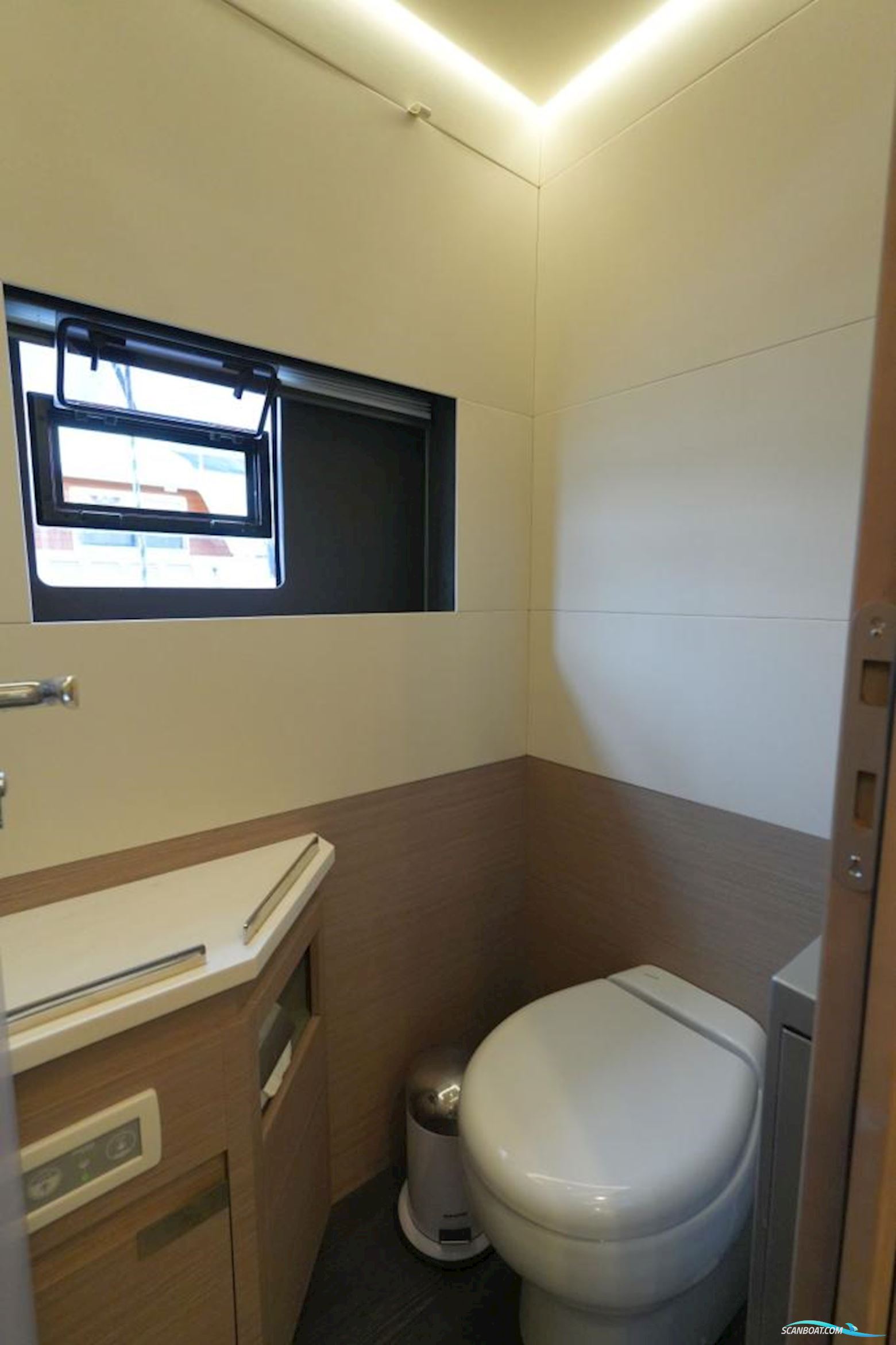 Fountaine Pajot Alegria 67