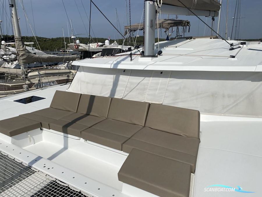 Fountaine Pajot Astrea 42