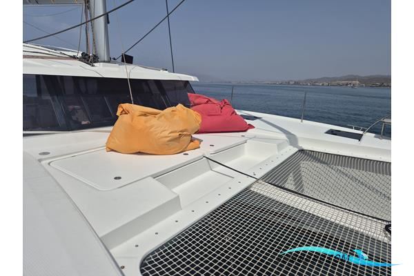 Fountaine Pajot Astrea 42