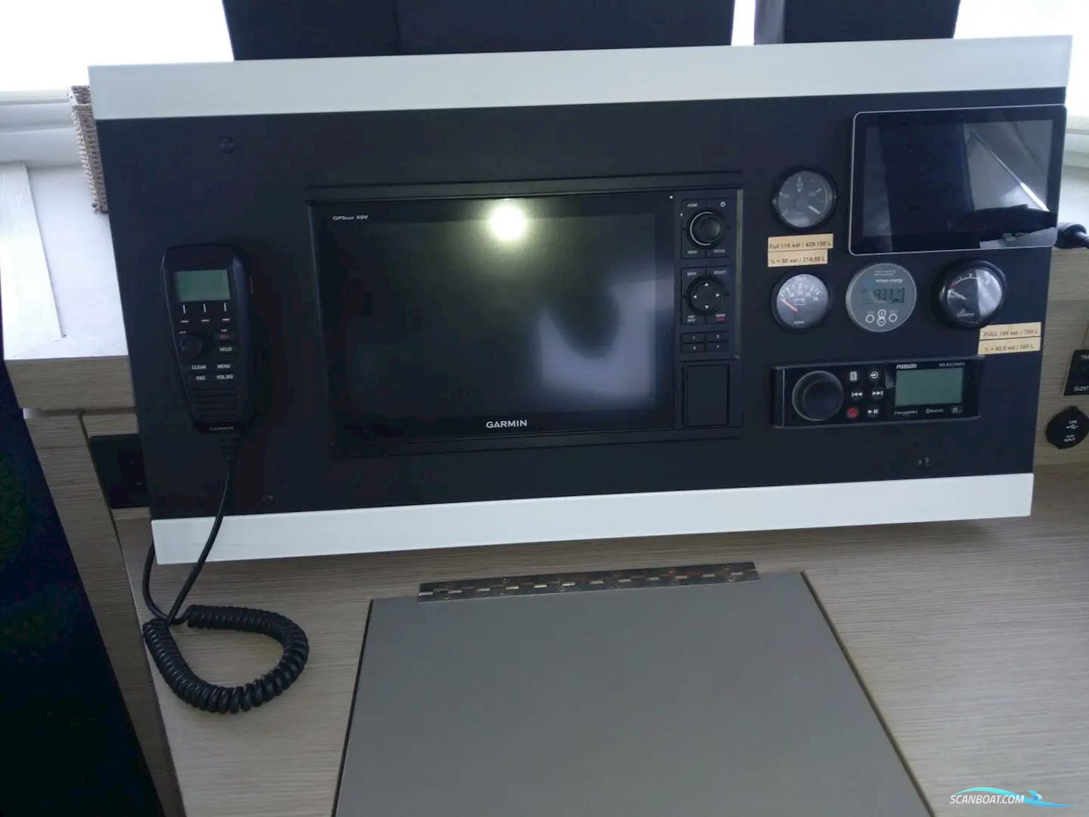 Fountaine Pajot Astrea 42