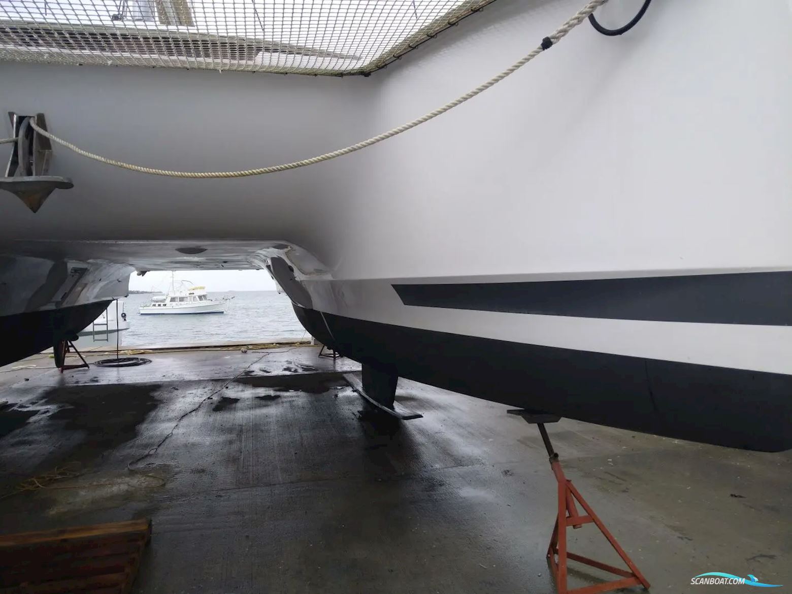 Fountaine Pajot Astrea 42