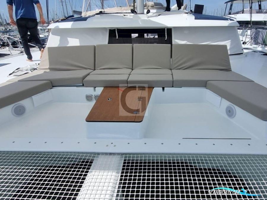 Fountaine Pajot Aura 51