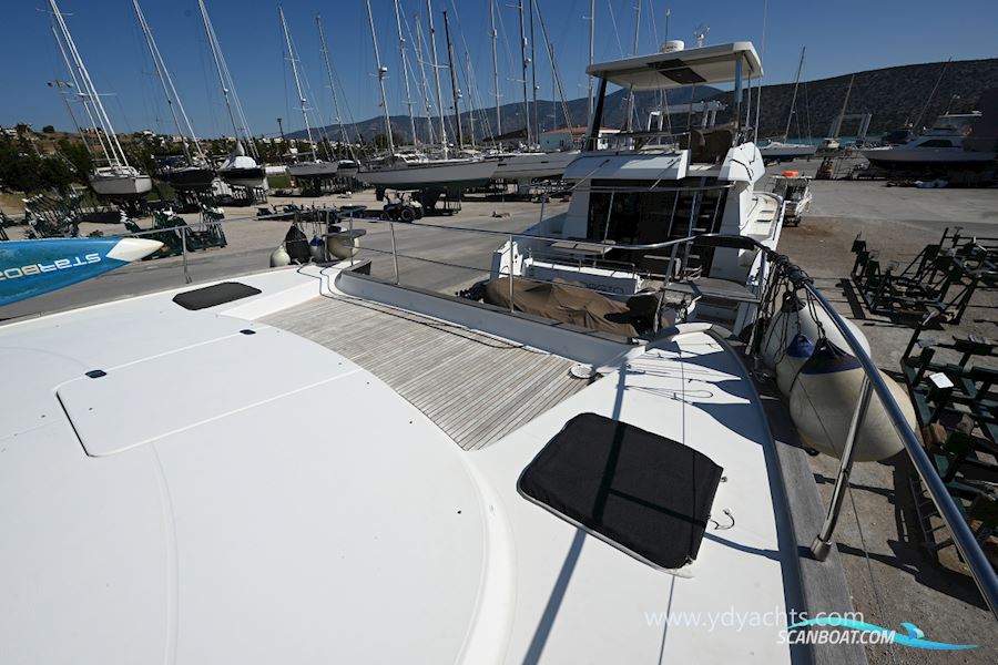 Fountaine Pajot Cumberland 46