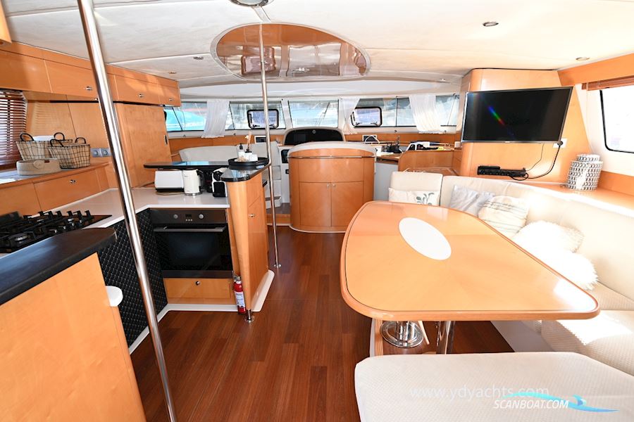 Fountaine Pajot Cumberland 46
