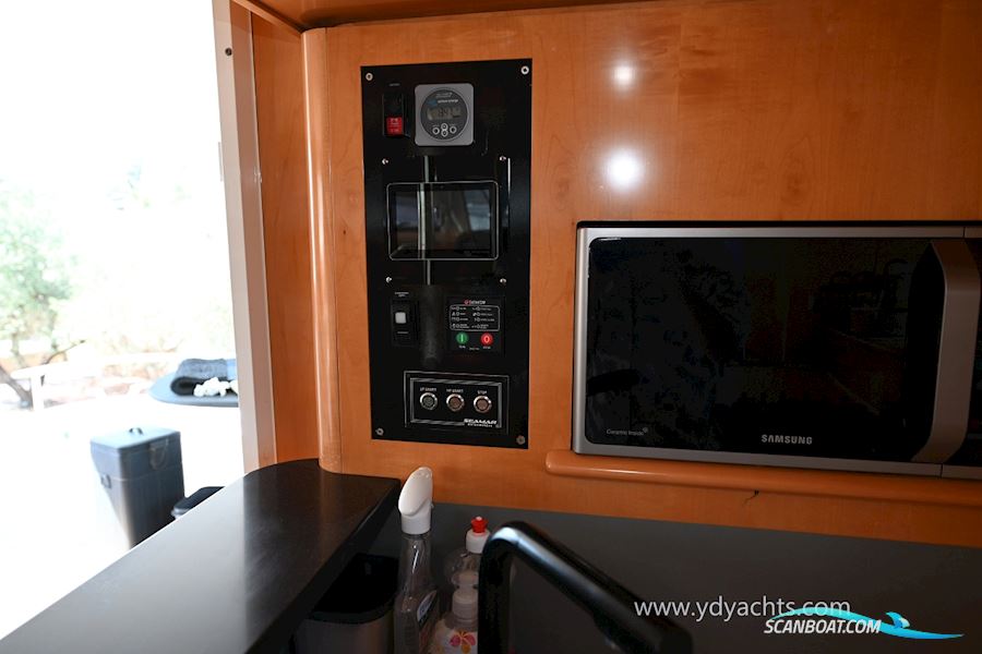 Fountaine Pajot Cumberland 46