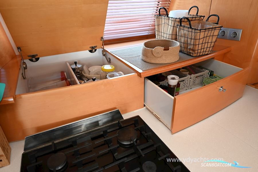 Fountaine Pajot Cumberland 46