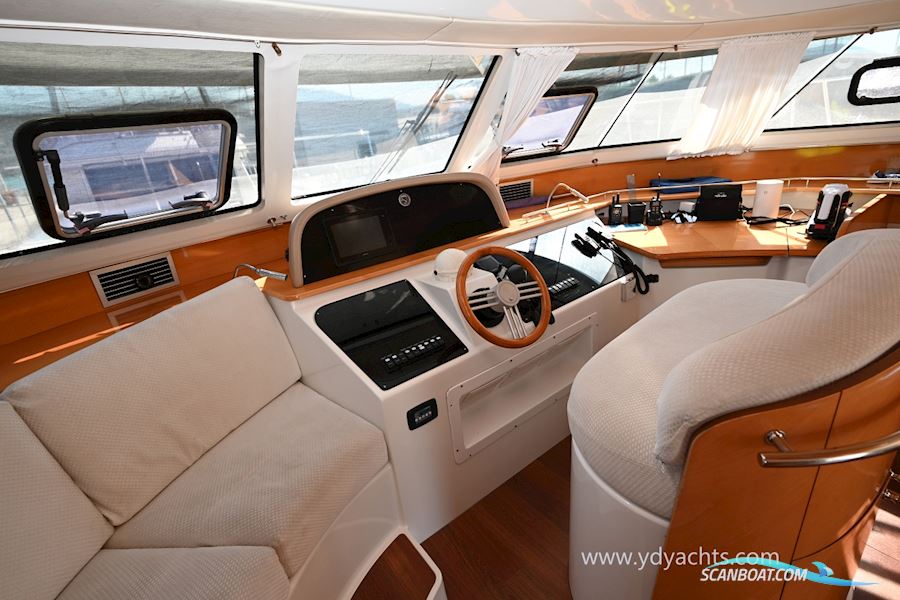 Fountaine Pajot Cumberland 46