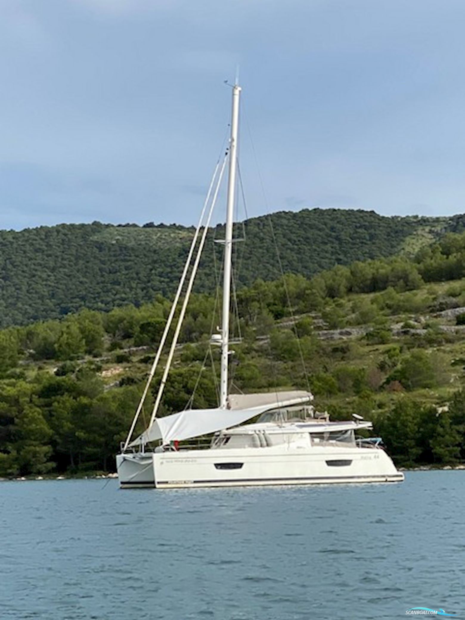 Fountaine Pajot Helia 44