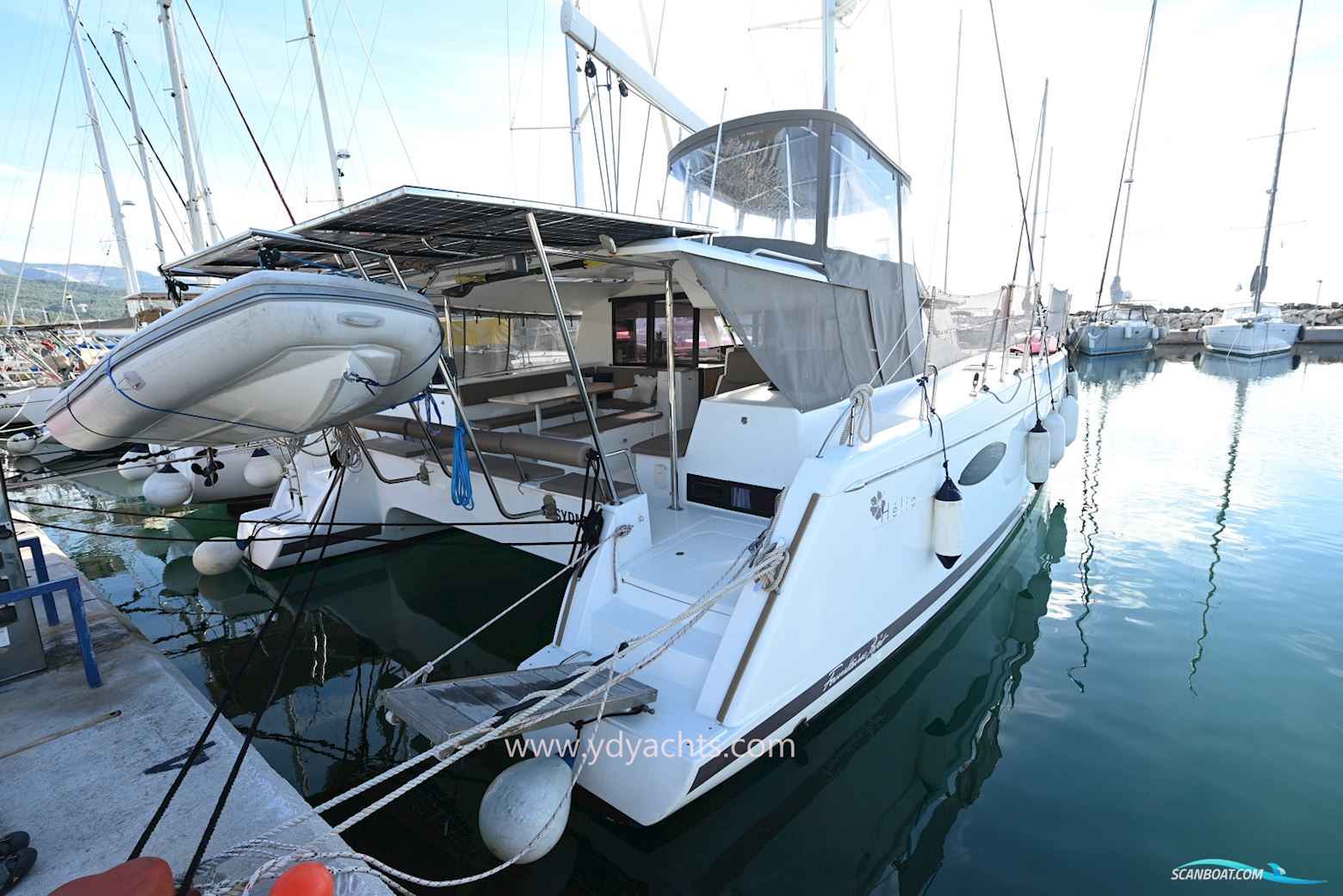 Fountaine Pajot Helia 44