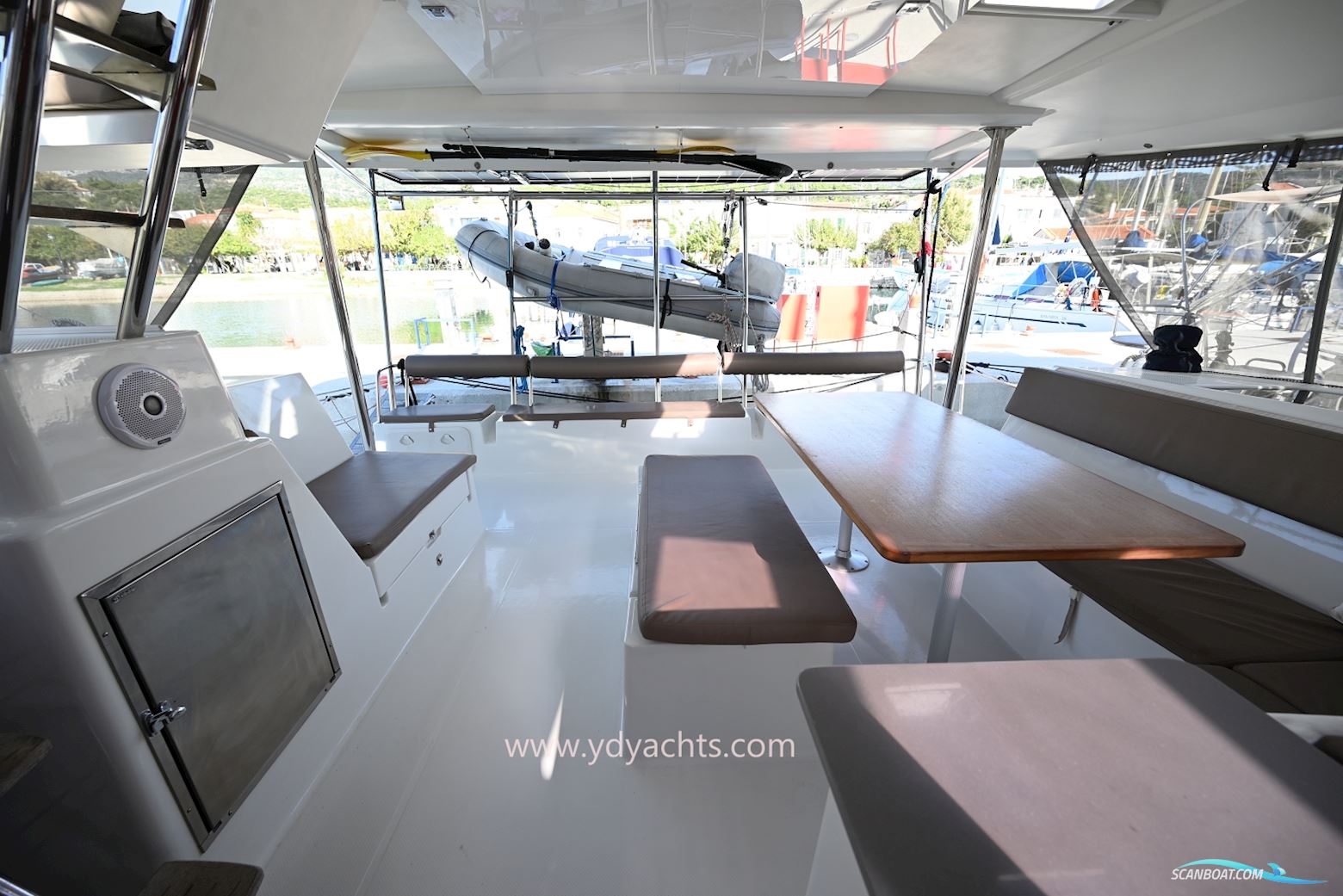 Fountaine Pajot Helia 44