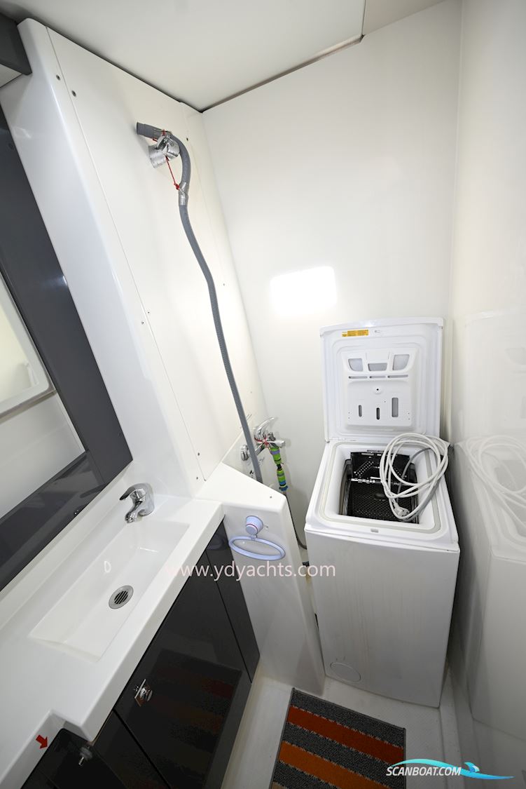 Fountaine Pajot Helia 44