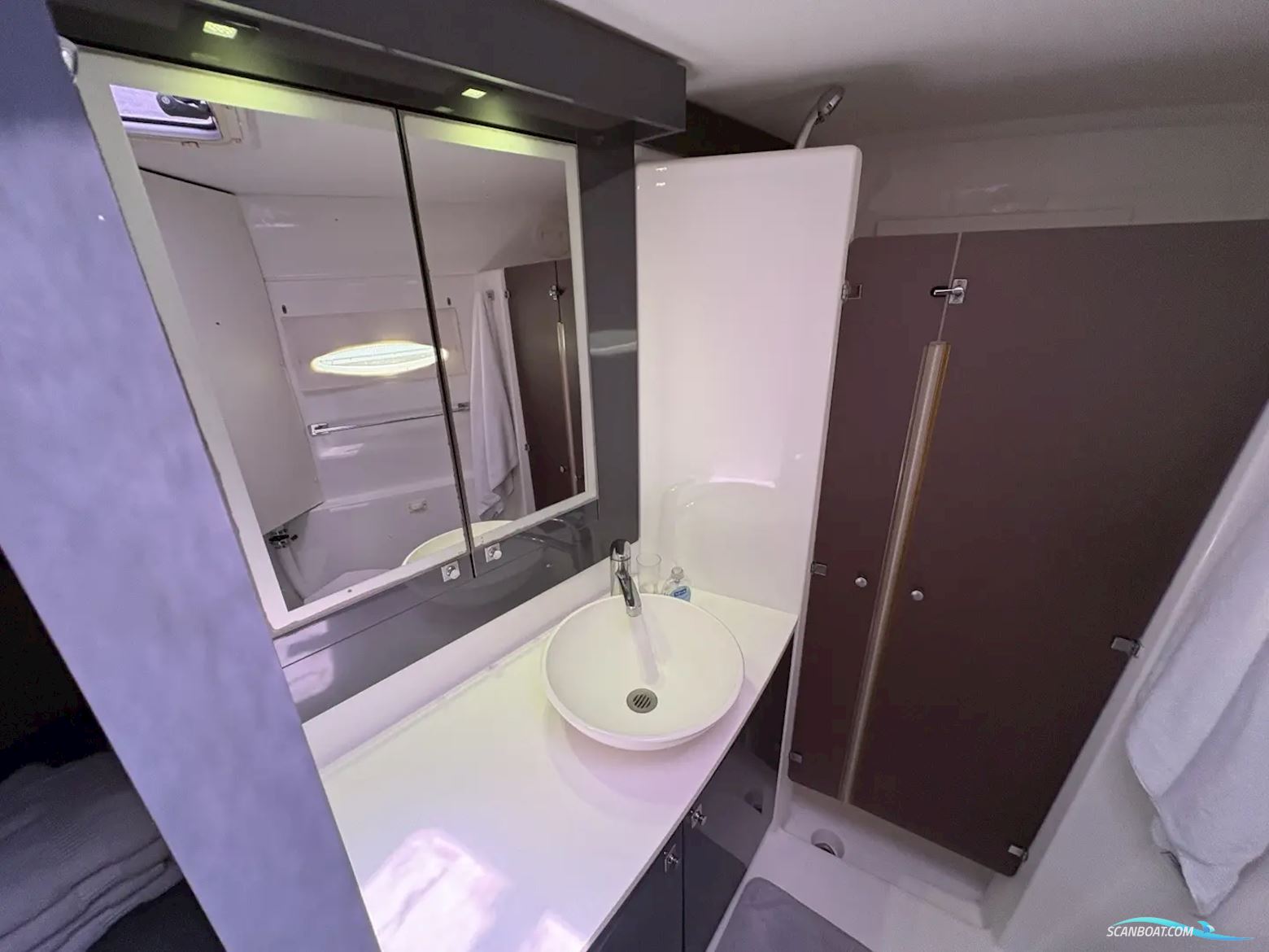 Fountaine Pajot Helia 44