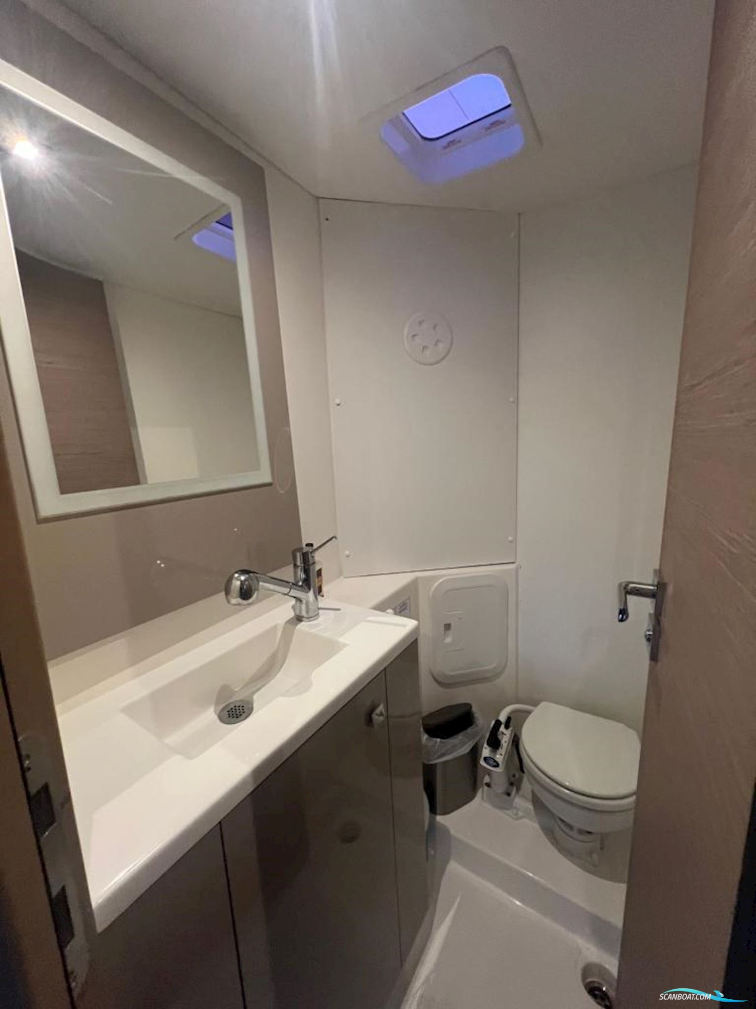 Fountaine Pajot Isla 40