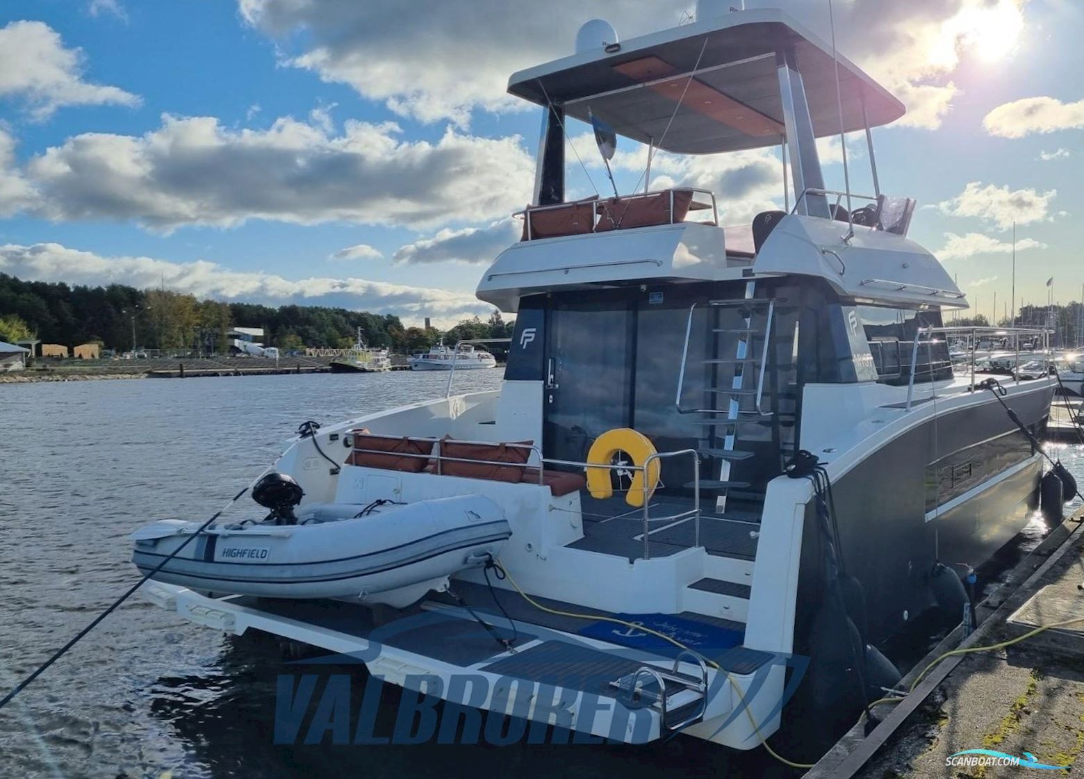 Fountaine Pajot Pajot 37