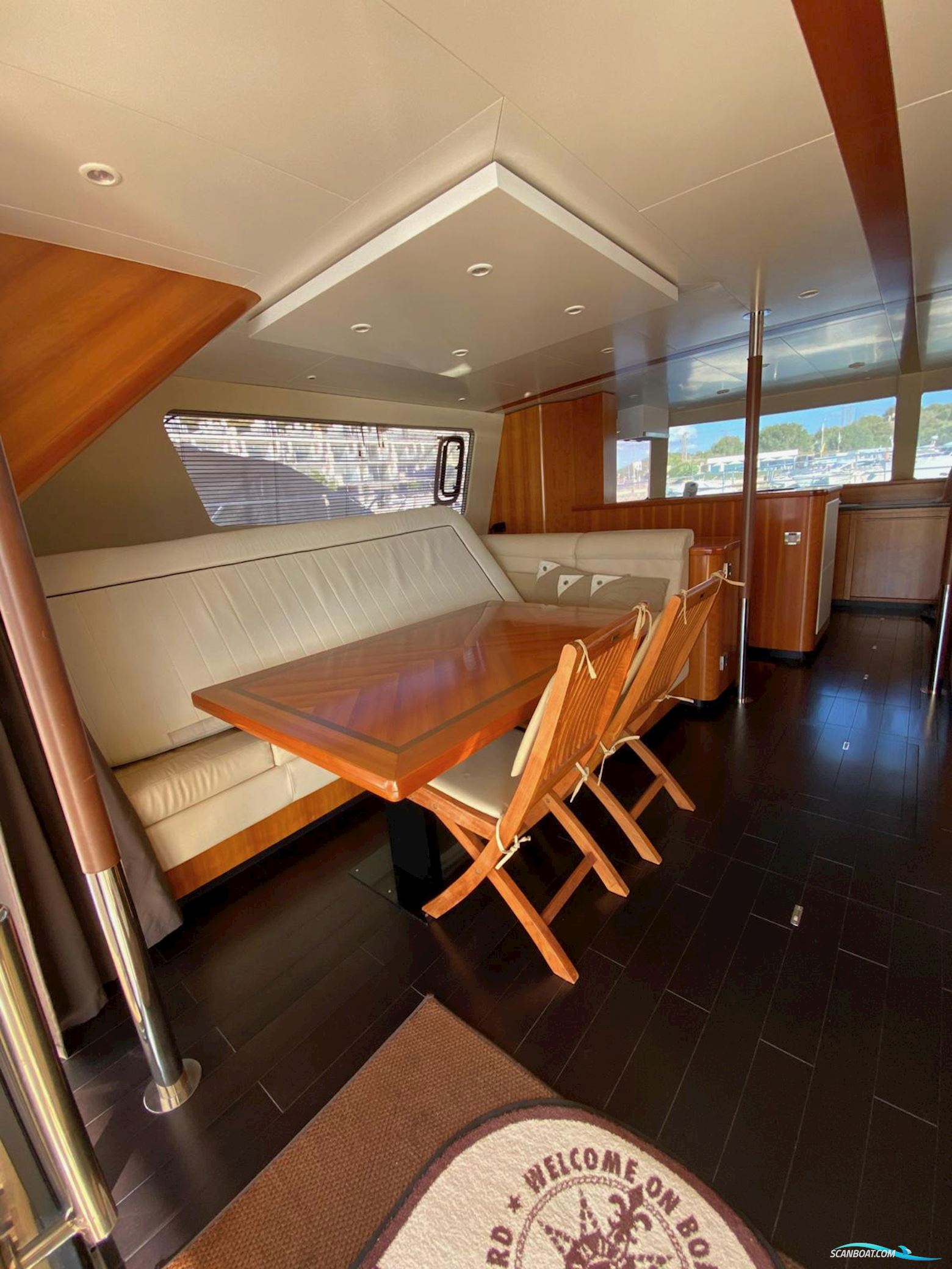 Fountaine Pajot Queensland 55