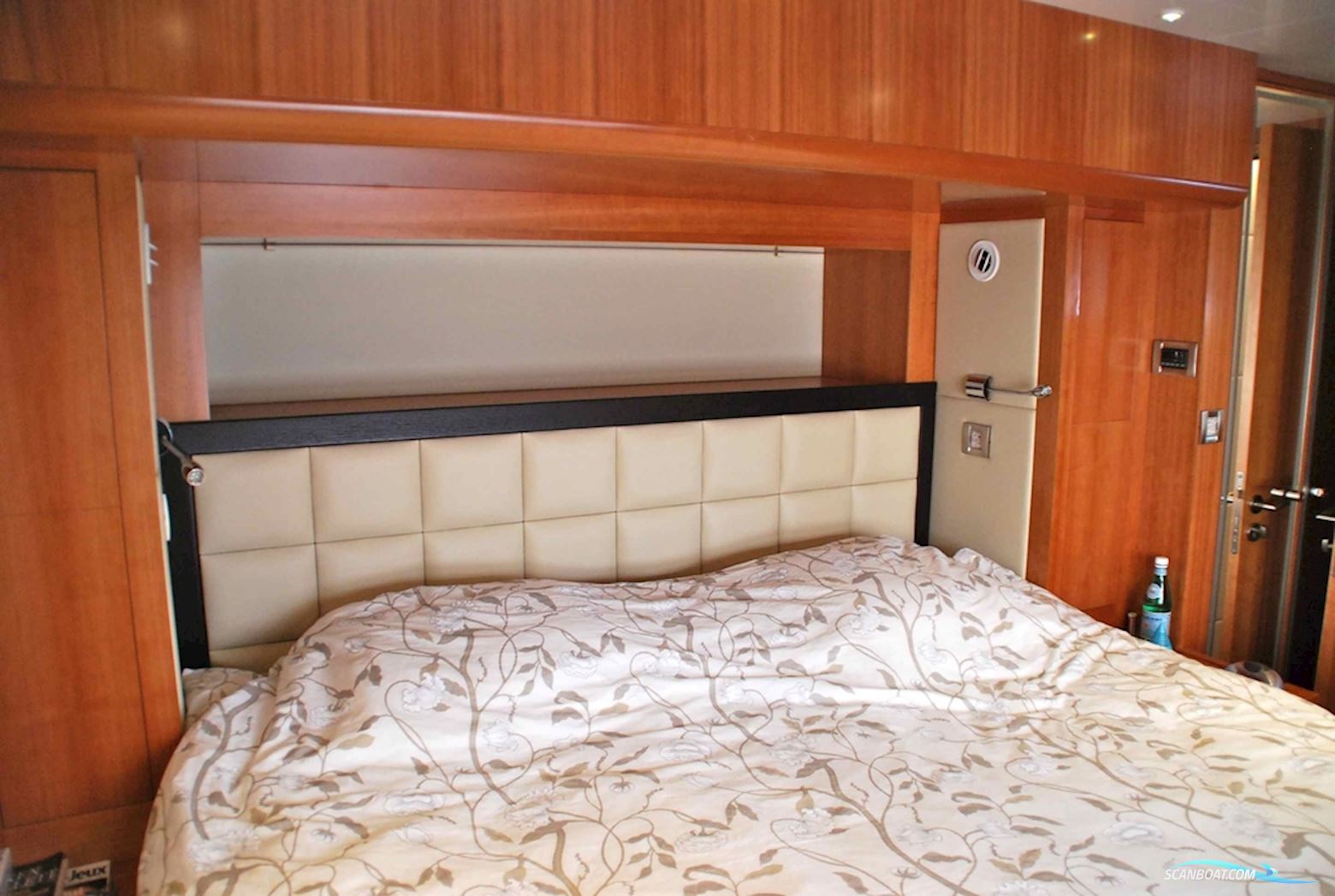 Fountaine Pajot Queensland 55