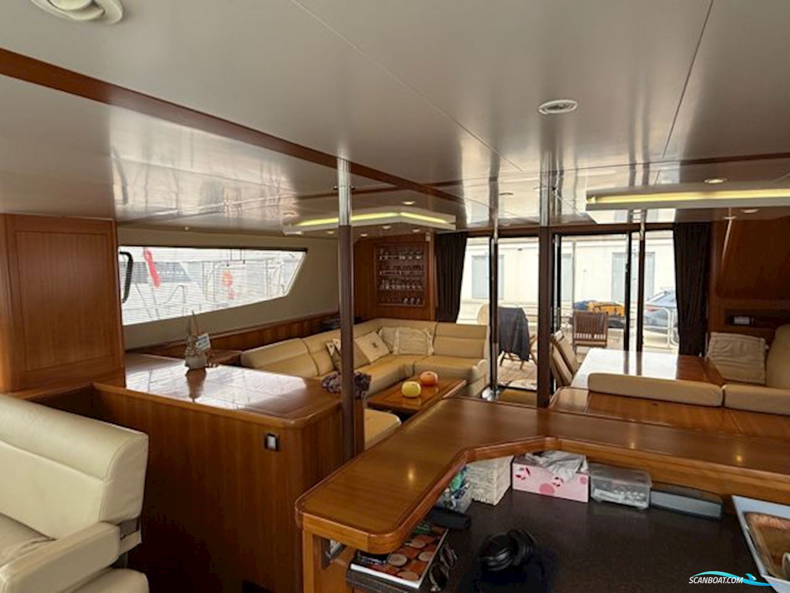 Fountaine Pajot Queensland 55