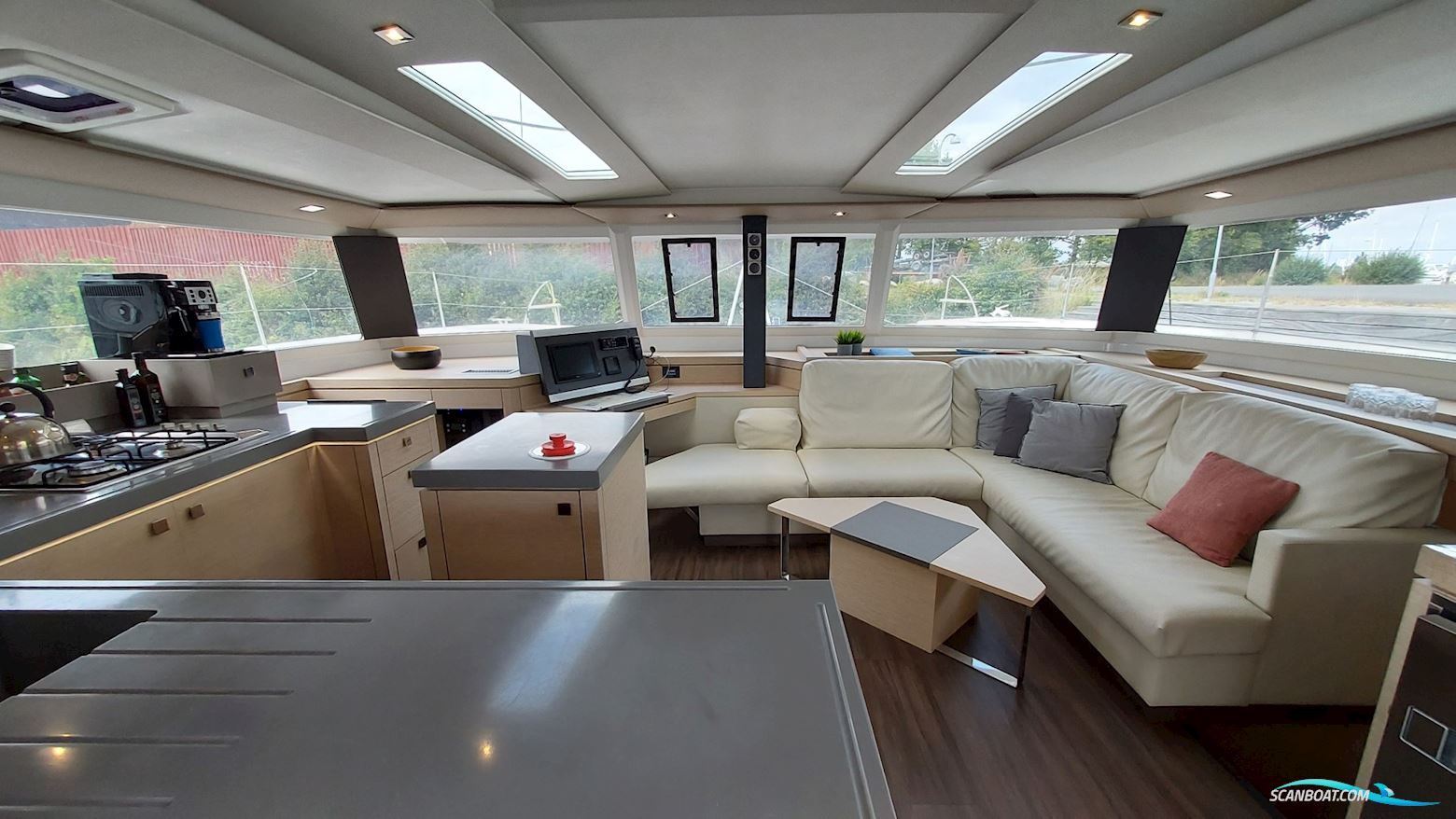Fountaine Pajot Saona 47