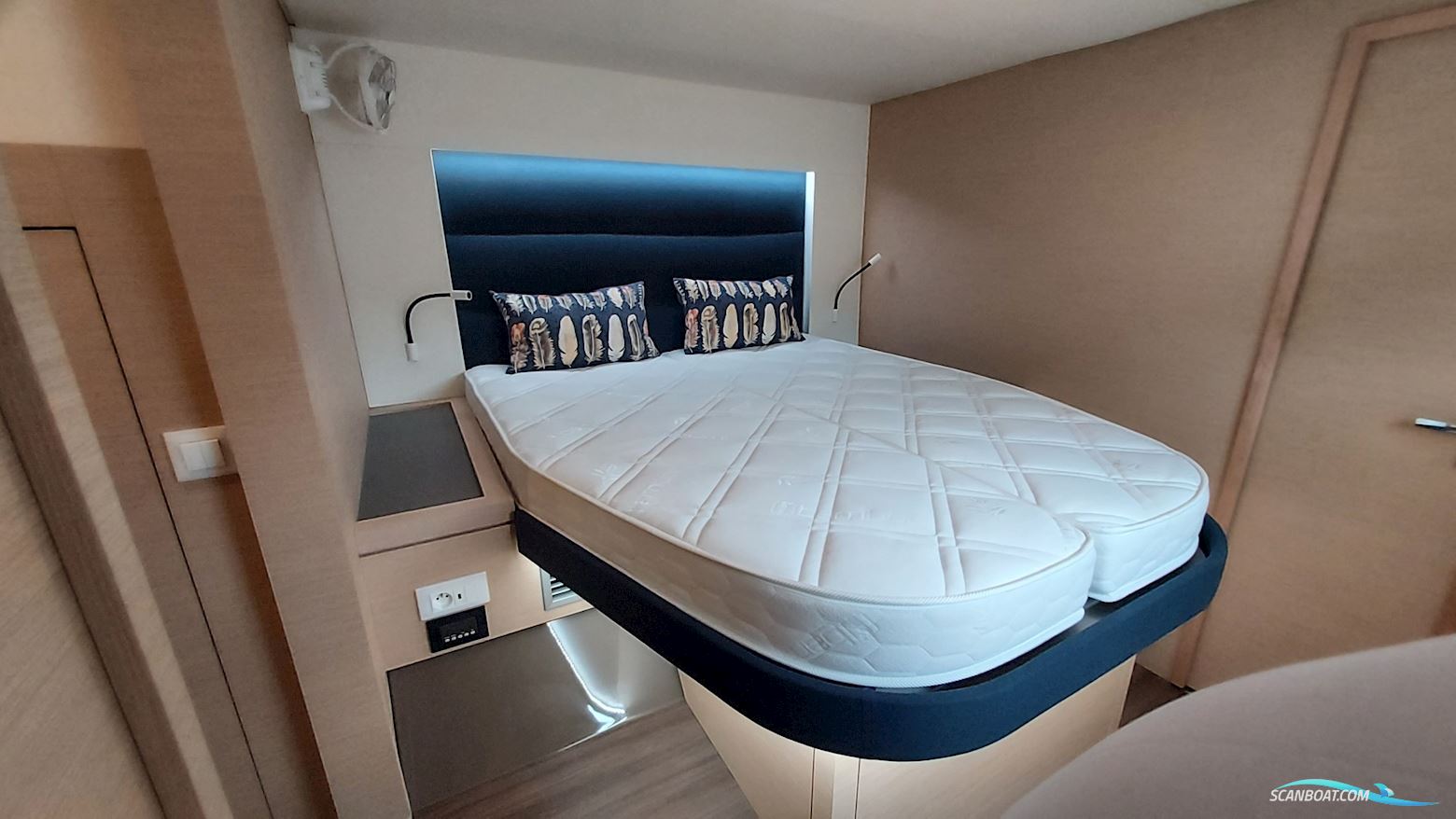 Fountaine Pajot Saona 47