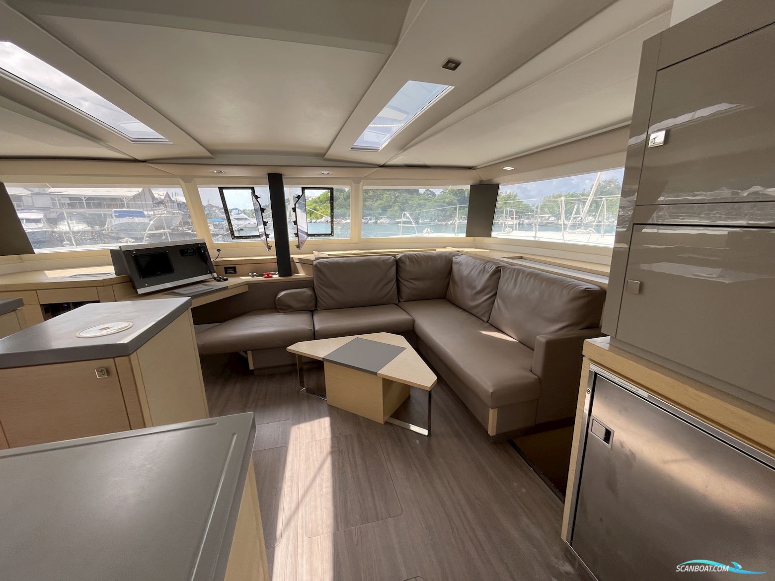 Fountaine Pajot Saona 47