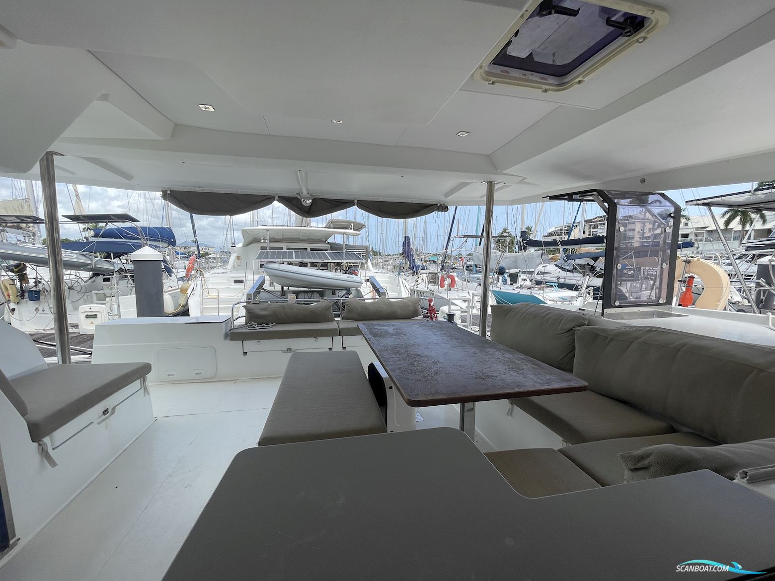 Fountaine Pajot Saona 47