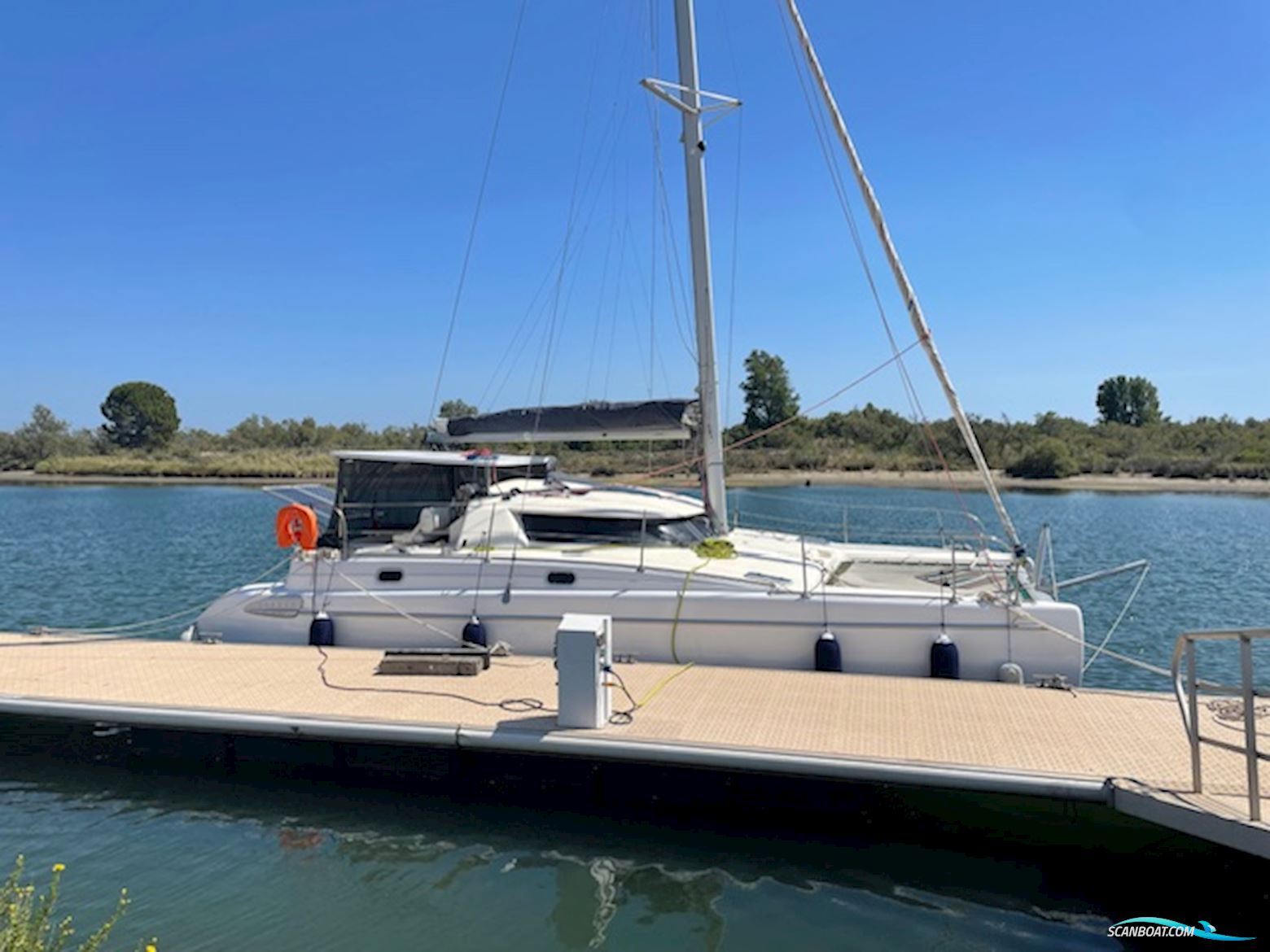 Fountaine Pajot Tobago 35