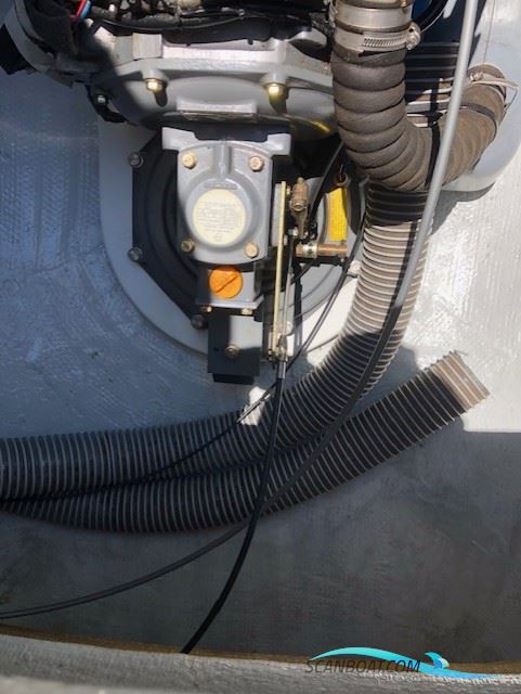 Lagoon 380 Owners Version