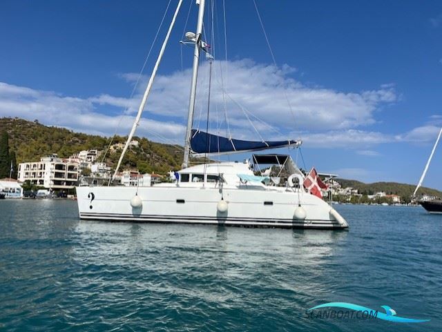 Lagoon 380 S2 (Owners Version)